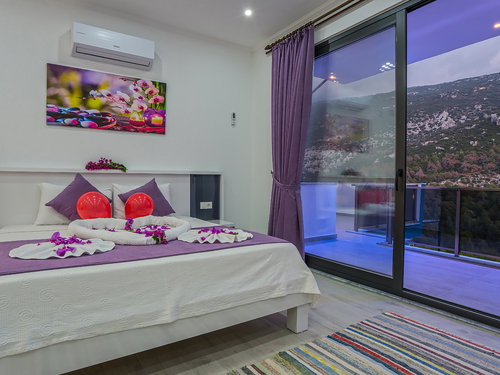  gece  -  Kasım
  | Kalkan İslamlar Balayı Villası: Jakuzili, Özel Havuzlu, 5 Kişilik Muhafazakar